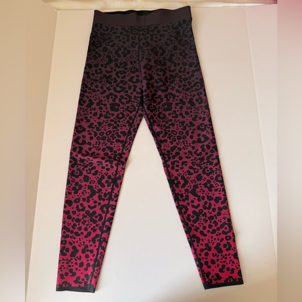 COR ( by Ultracor) Athletic animal print Leggings